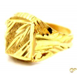 Asymmetrical Corner Diamond Cut Style Baby Ring