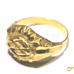 Dynamic Diamond Cut Crossing Diamond Cut Baby Ring