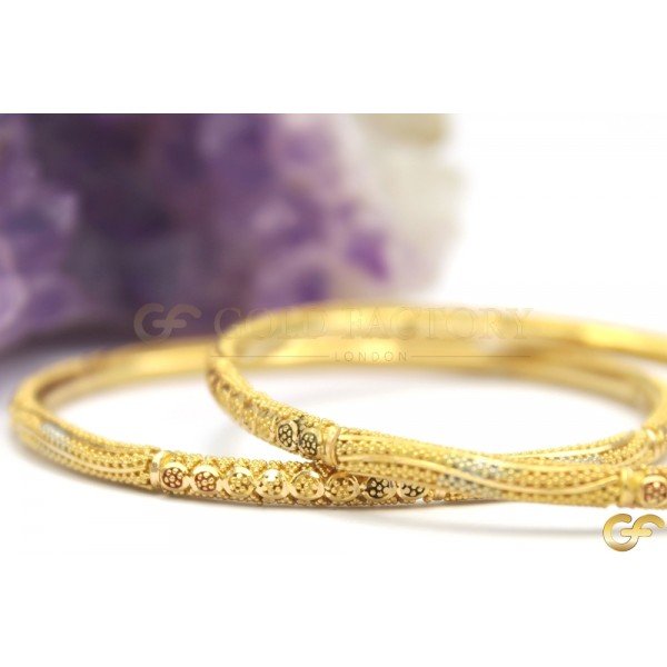 22ct Pair of Churis