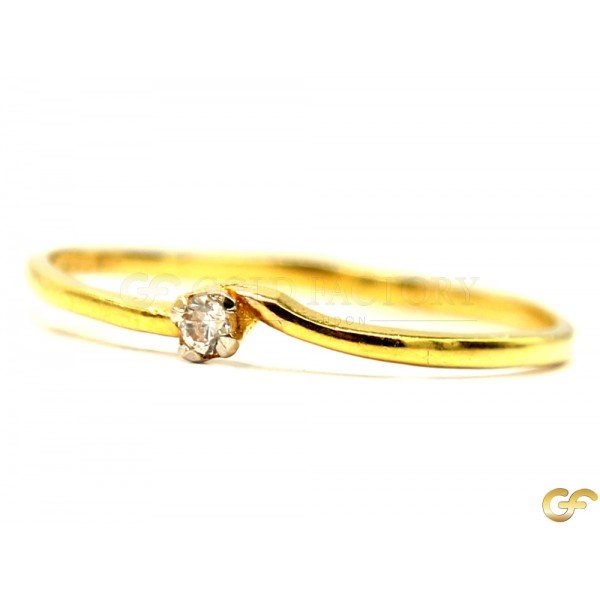 Classic Single Stone Gold Ring