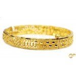 Beautiful 22ct Yellow Gold Single Screw Bangle