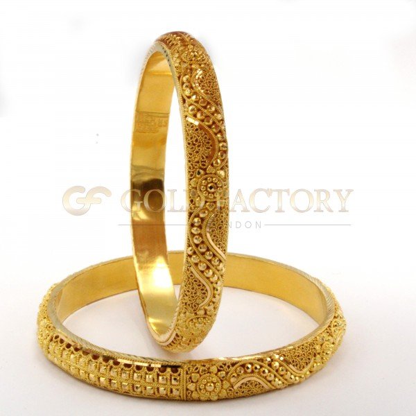 Pair of 22ct Gold Bangles