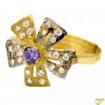 Pretty Two Toned Floral Adjustable Ring