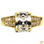 Brilliant Ladies Yellow Gold Ring with Princess Cut White Cubic Zirconia