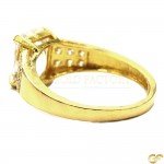 Brilliant Ladies Yellow Gold Ring with Princess Cut White Cubic Zirconia