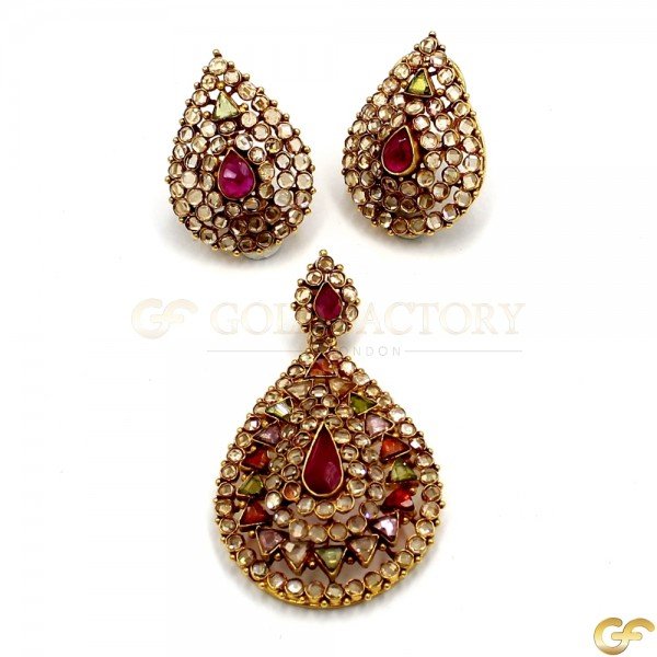 Beautiful Polki Pendant Set