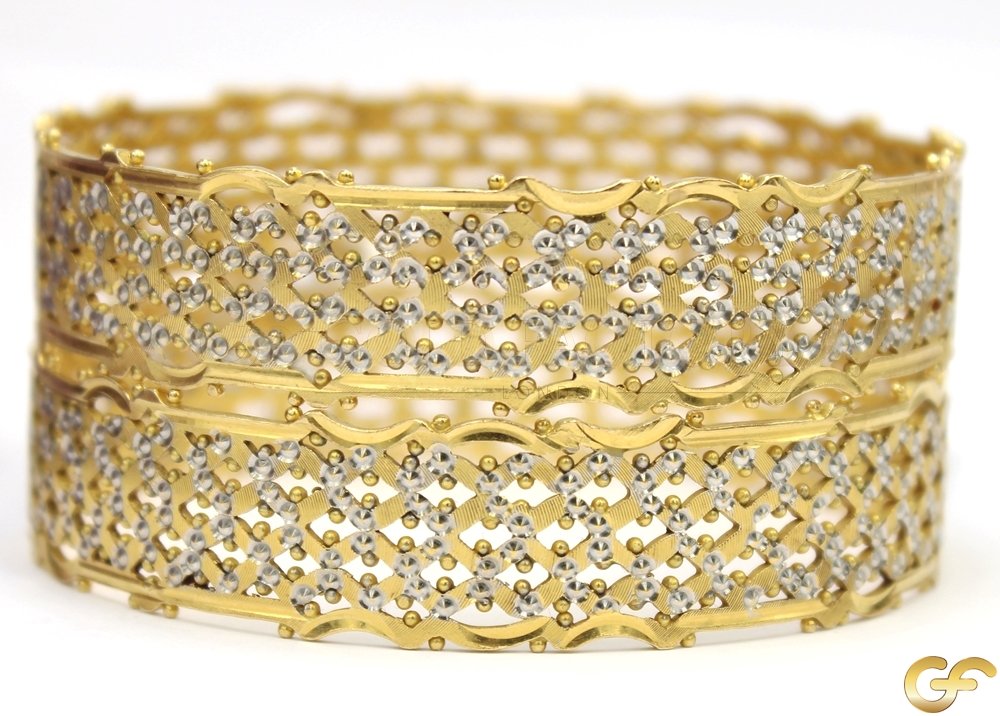 Two Toned 22ct Gold Pair of Wide Bangles