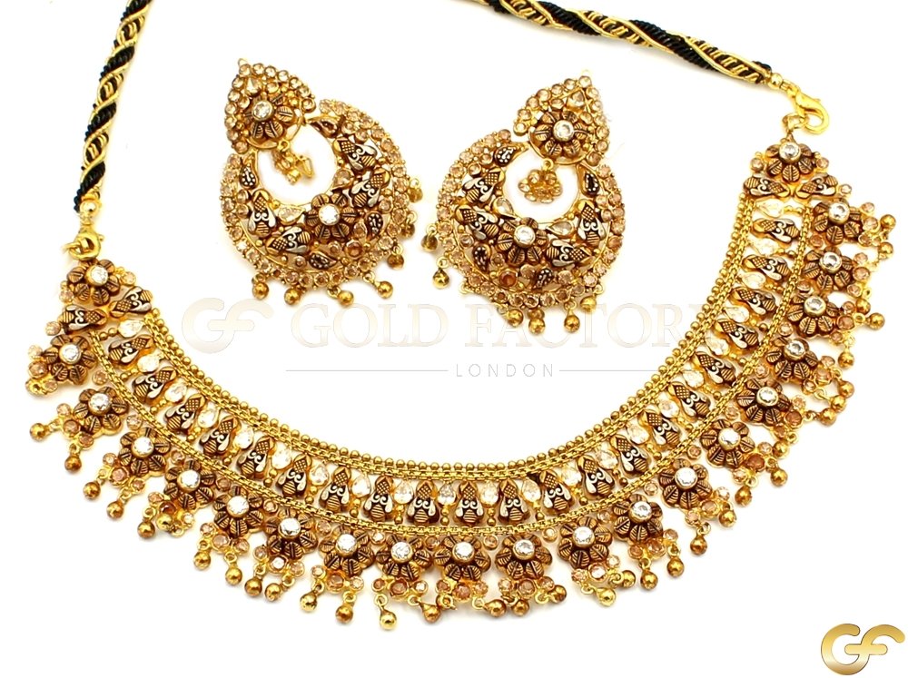 Embellished Floral Style Necklace Set with Antique Finish